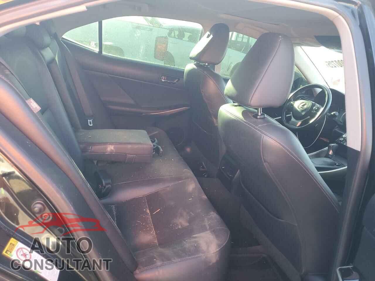 LEXUS IS 2015 - JTHCE1D23F5007504
