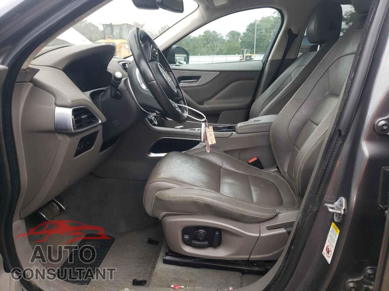JAGUAR F-PACE 2017 - SADCL2BVXHA098814