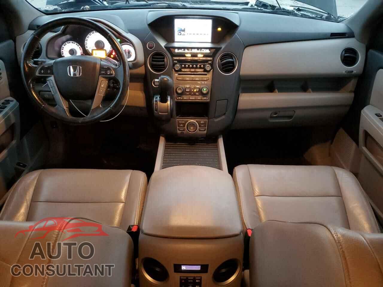 HONDA PILOT 2013 - 5FNYF4H98DB022878