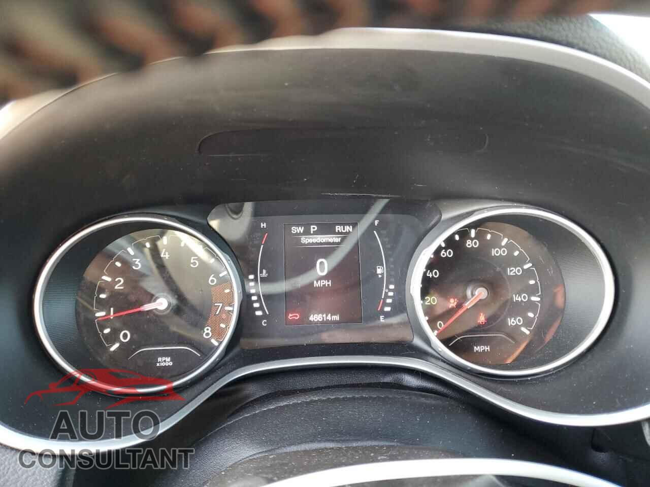 JEEP COMPASS 2020 - 3C4NJDBB2LT241204