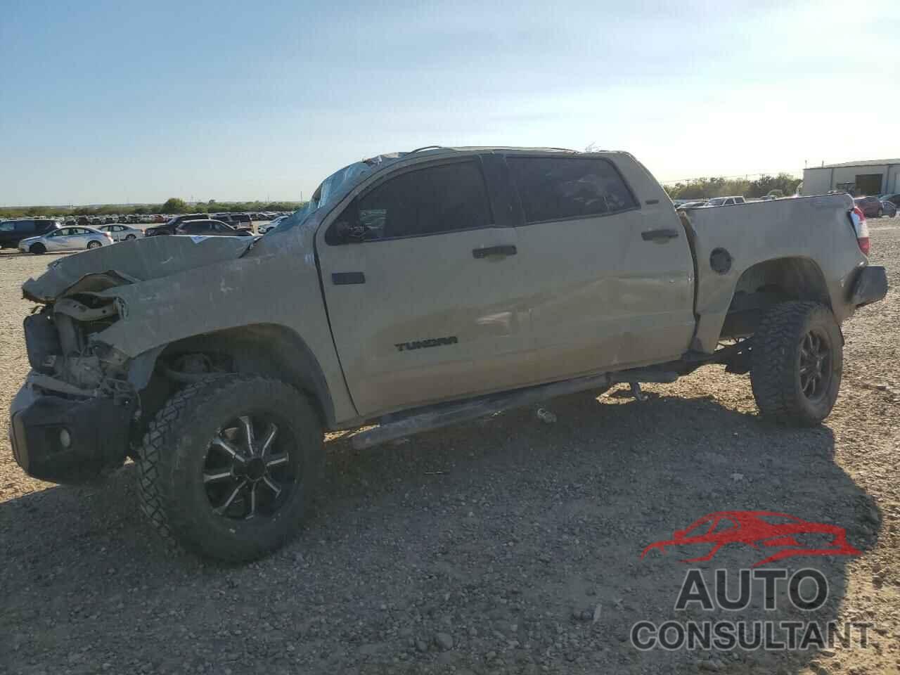 TOYOTA TUNDRA 2020 - 5TFEY5F14LX262885