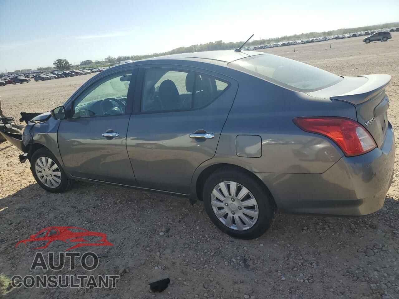 NISSAN VERSA 2017 - 3N1CN7AP3HL816995