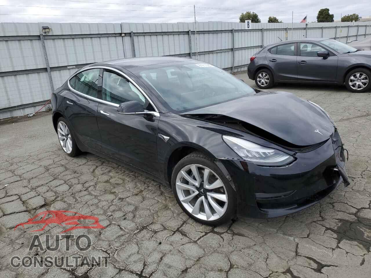 TESLA MODEL 3 2019 - 5YJ3E1EA6KF425328