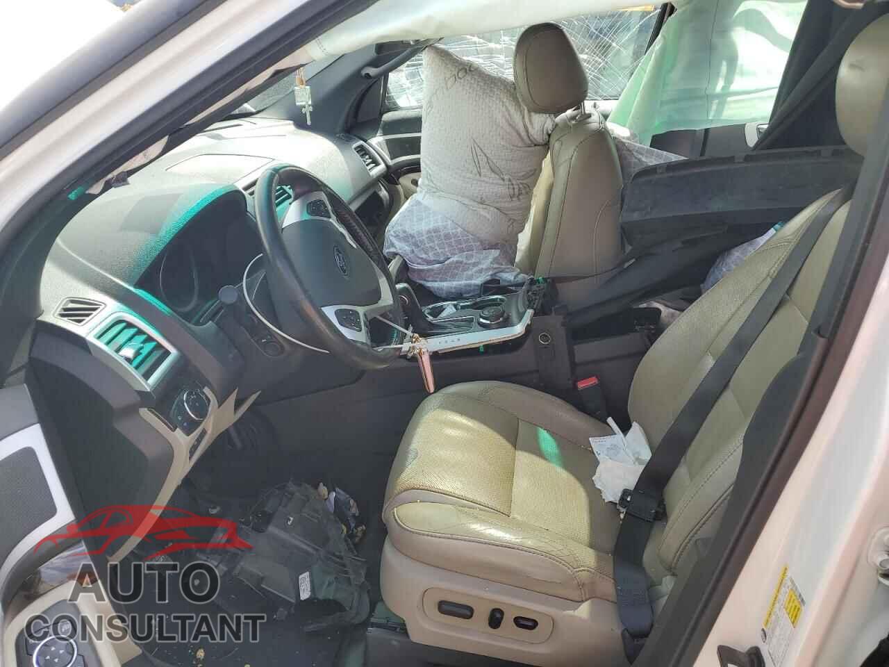 FORD EXPLORER 2015 - 1FM5K8F89FGA14650