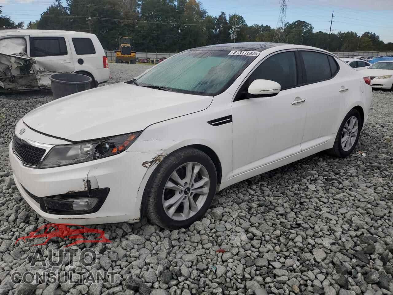 KIA OPTIMA 2011 - KNAGN4A75B5055873