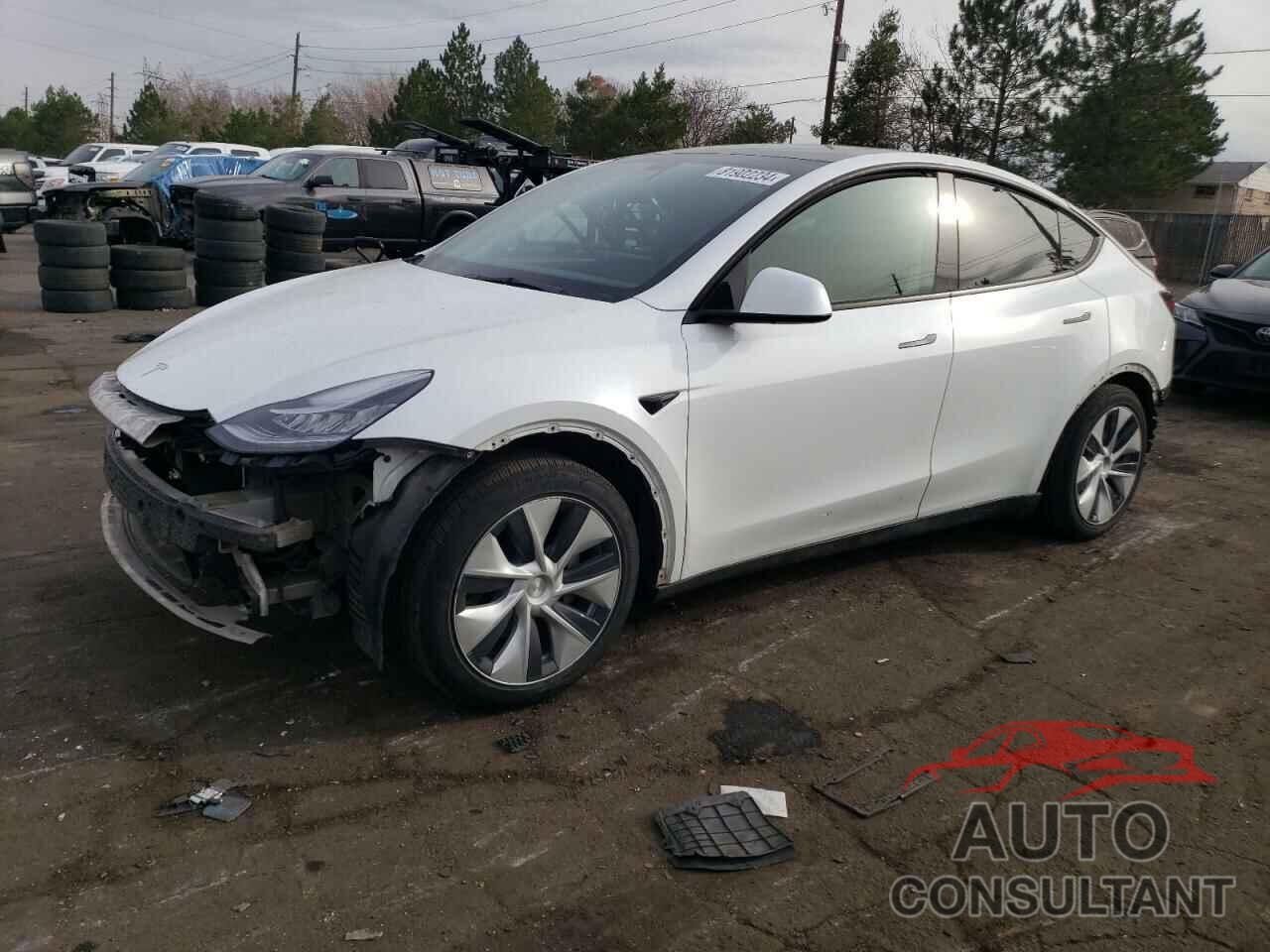 TESLA MODEL Y 2021 - 5YJYGAEE1MF213488