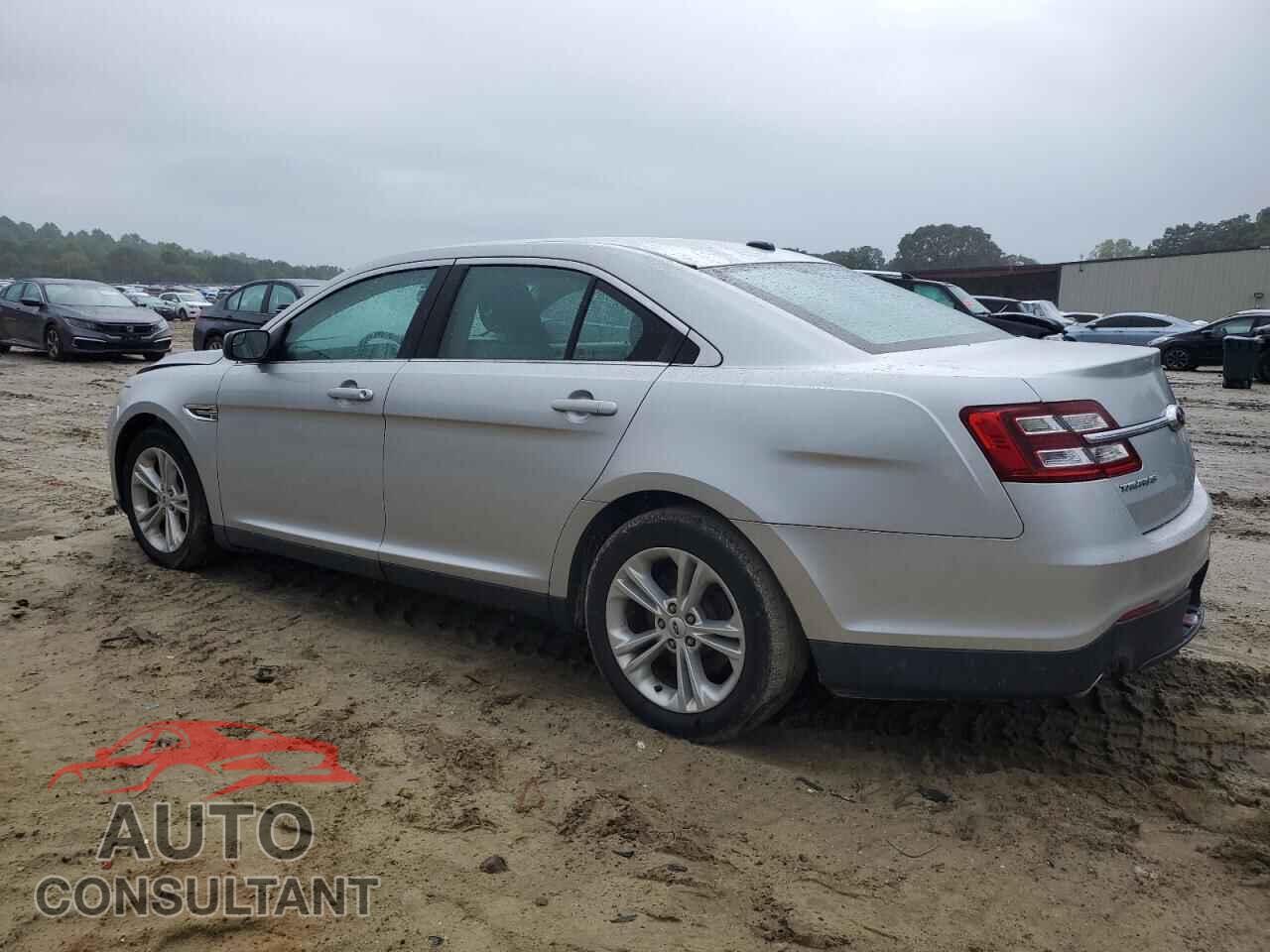 FORD TAURUS 2017 - 1FAHP2D89HG120043