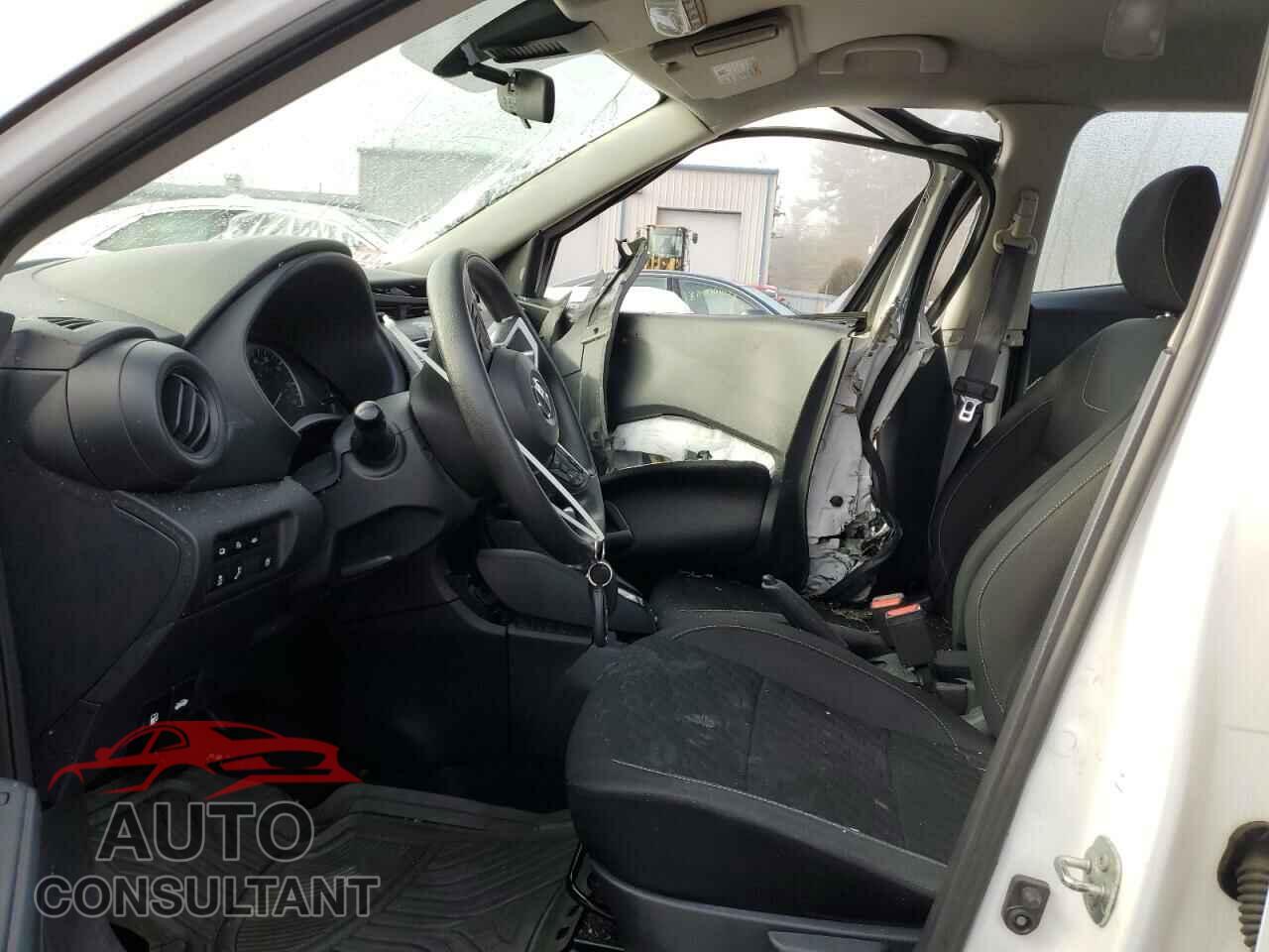 NISSAN KICKS 2021 - 3N1CP5BV3ML488953