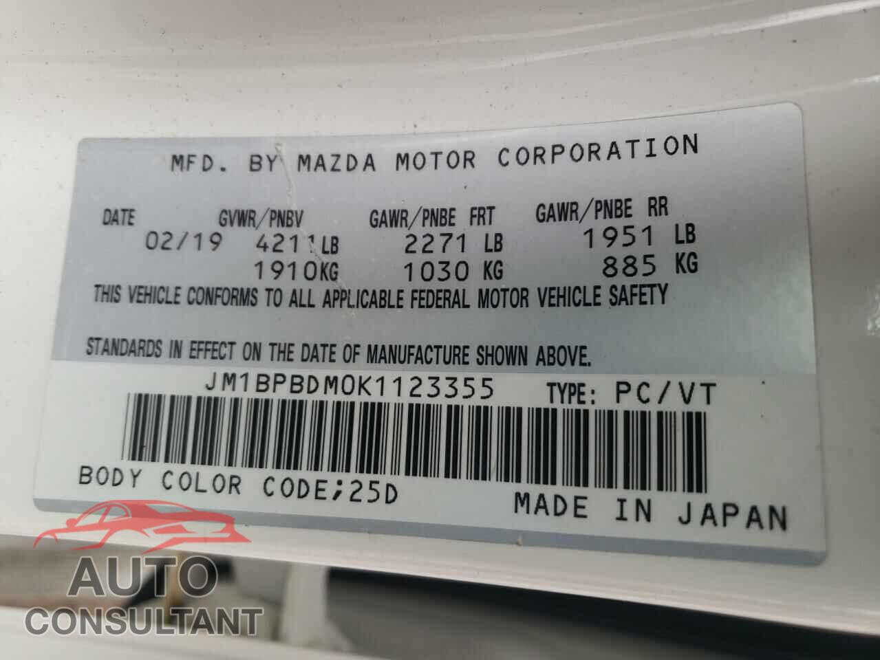 MAZDA 3 2019 - JM1BPBDM0K1123355