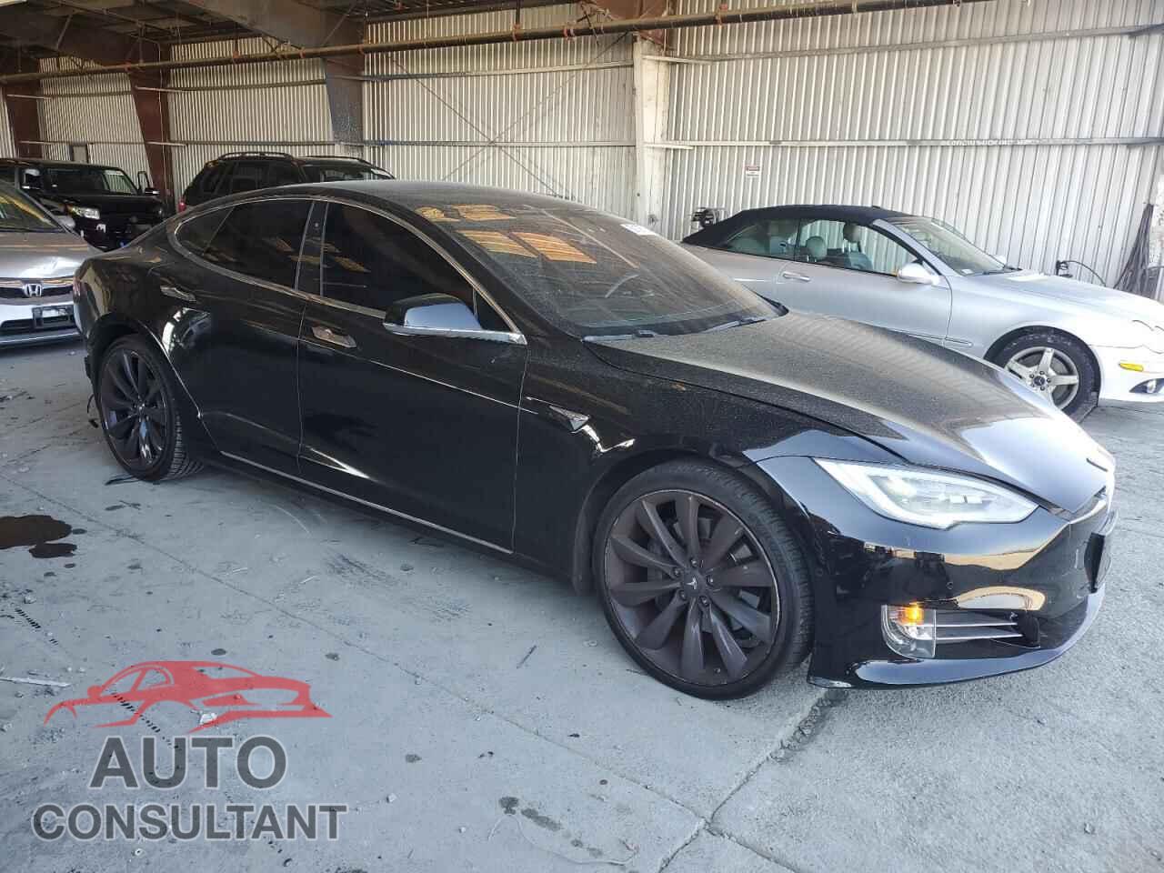 TESLA MODEL S 2017 - 5YJSA1E25HF214971
