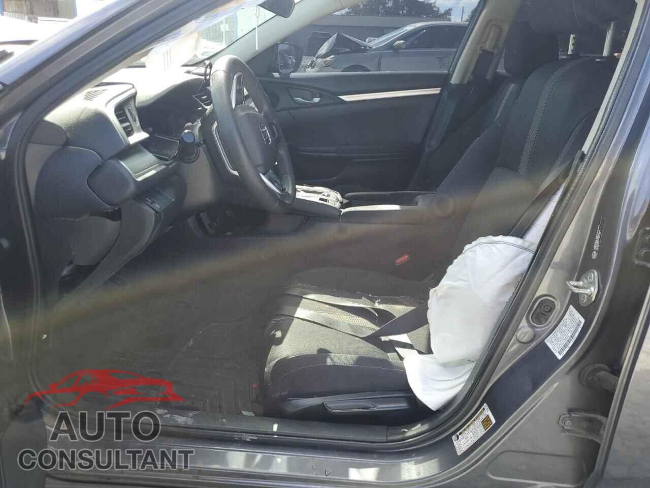 HONDA CIVIC 2017 - 2HGFC2F57HH555245