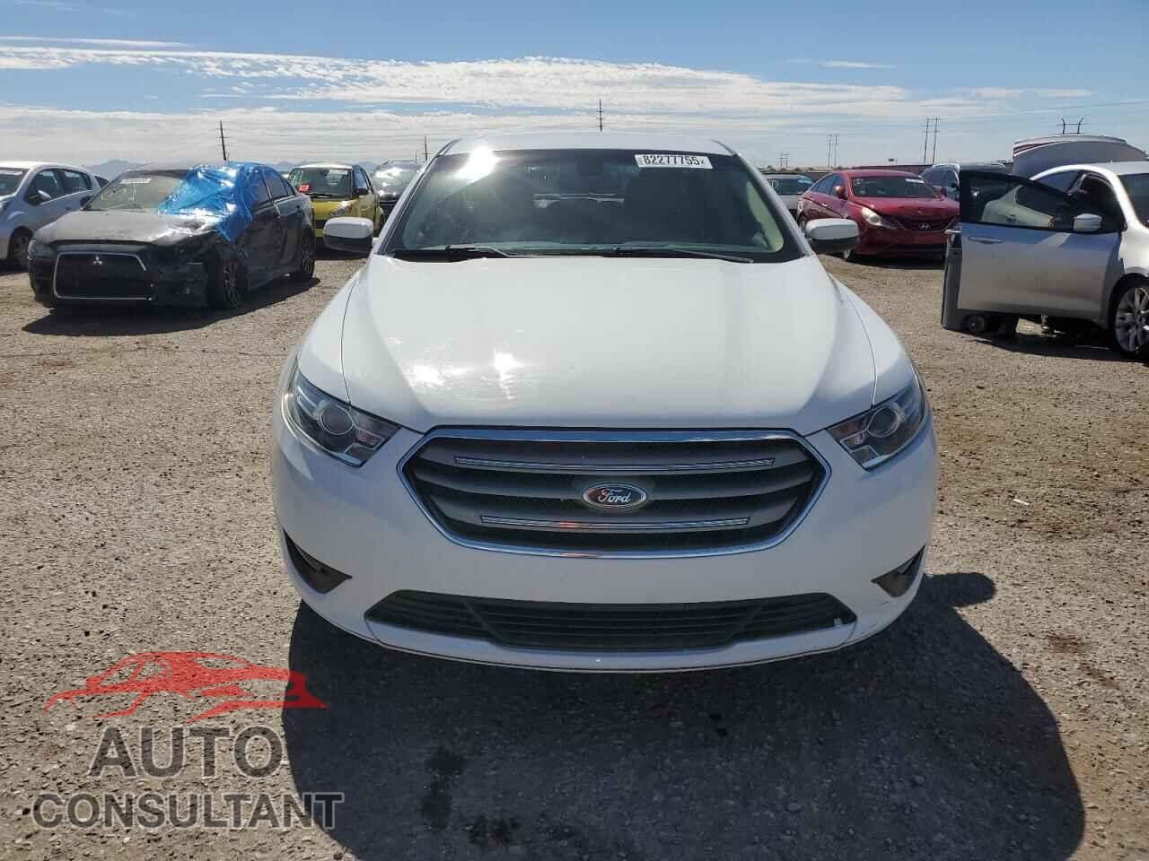 FORD TAURUS 2015 - 1FAHP2E85FG196449