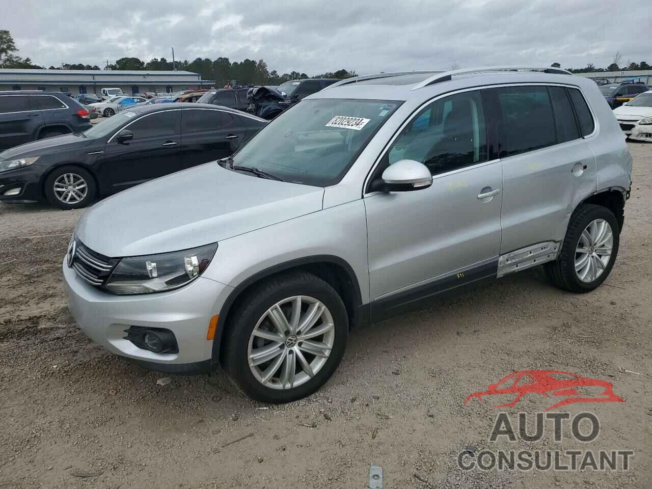 VOLKSWAGEN TIGUAN 2013 - WVGAV7AX7DW553513