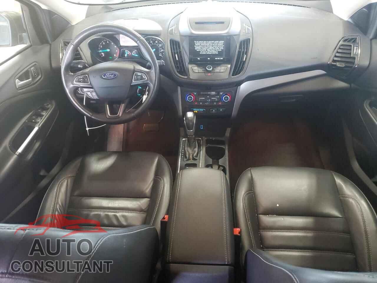 FORD ESCAPE 2018 - 1FMCU9HD8JUB69718