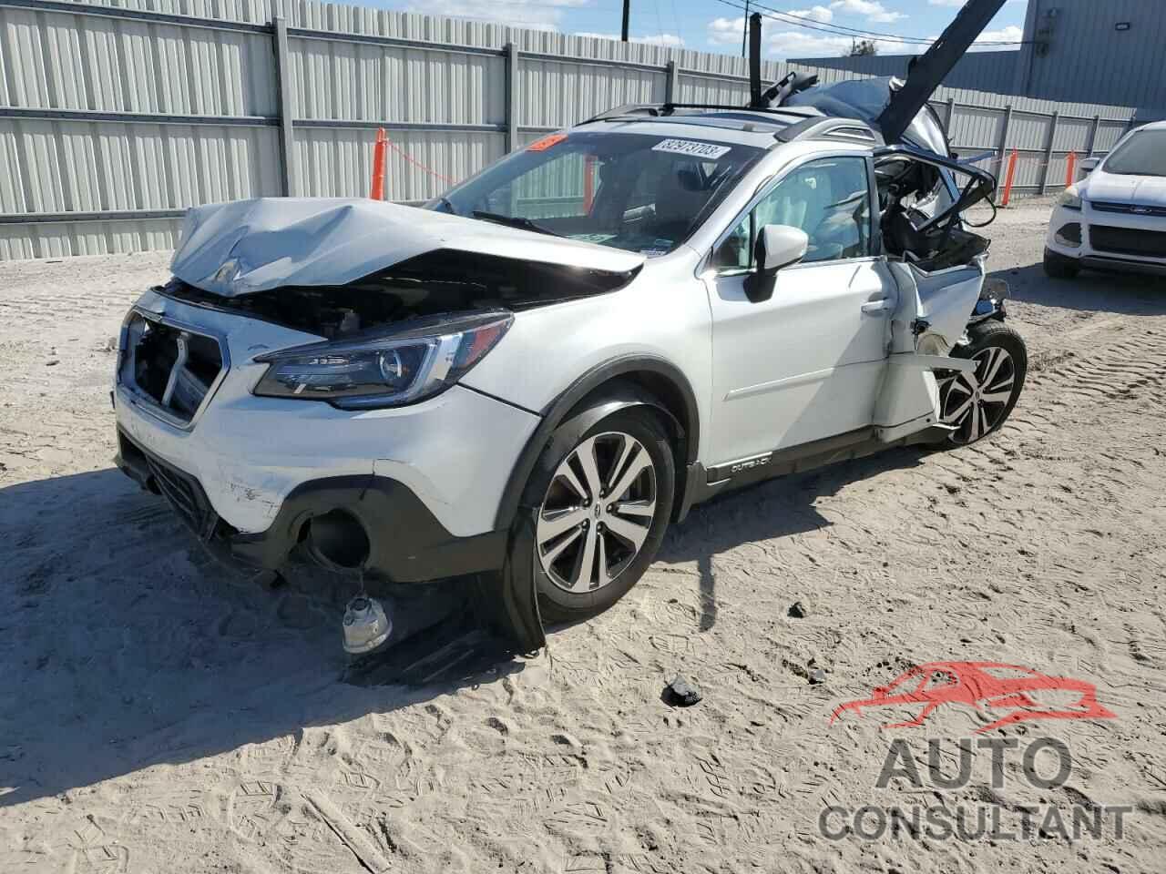 SUBARU OUTBACK 2018 - 4S4BSENC2J3215720