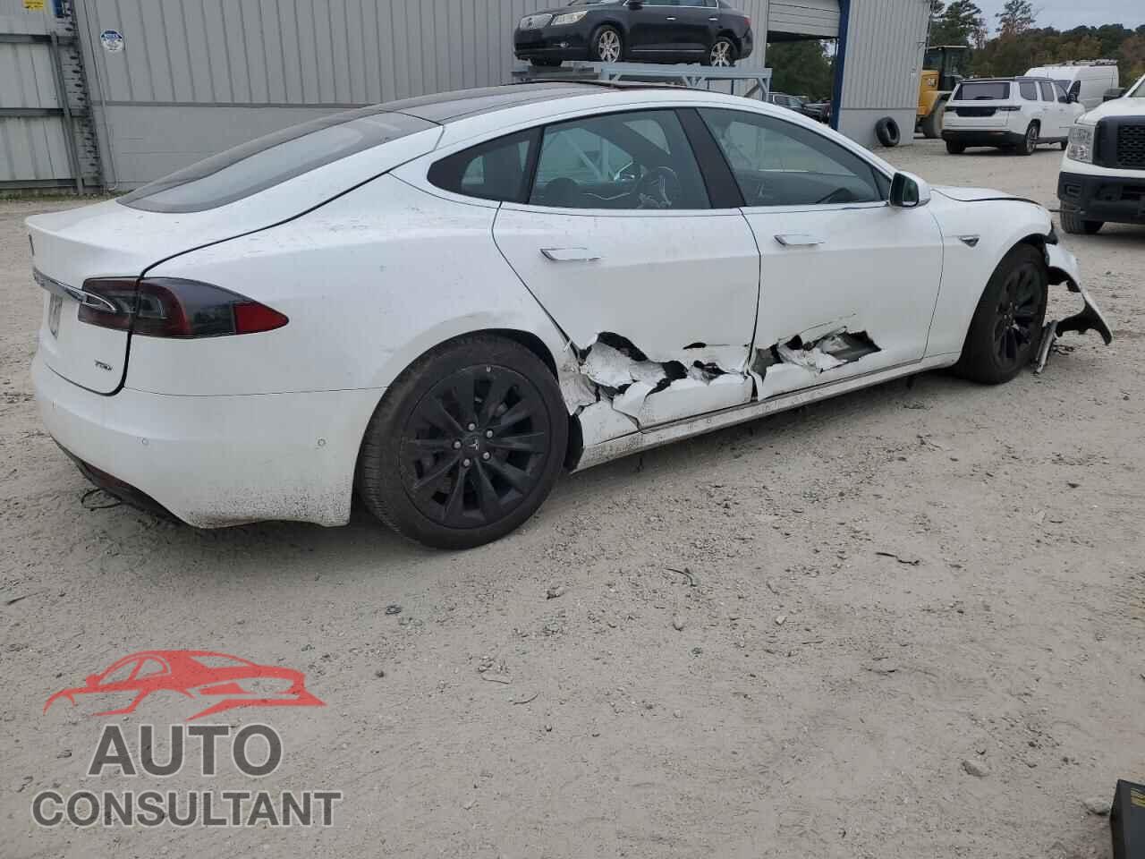 TESLA MODEL S 2016 - 5YJSA1E21GF144268
