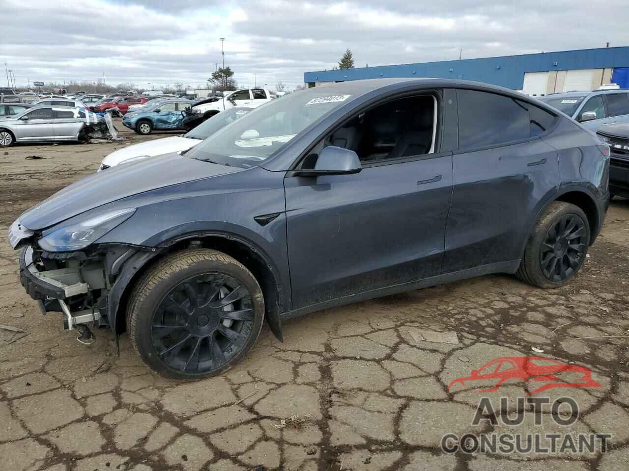 TESLA MODEL Y 2023 - 7SAYGDEE0PF608500