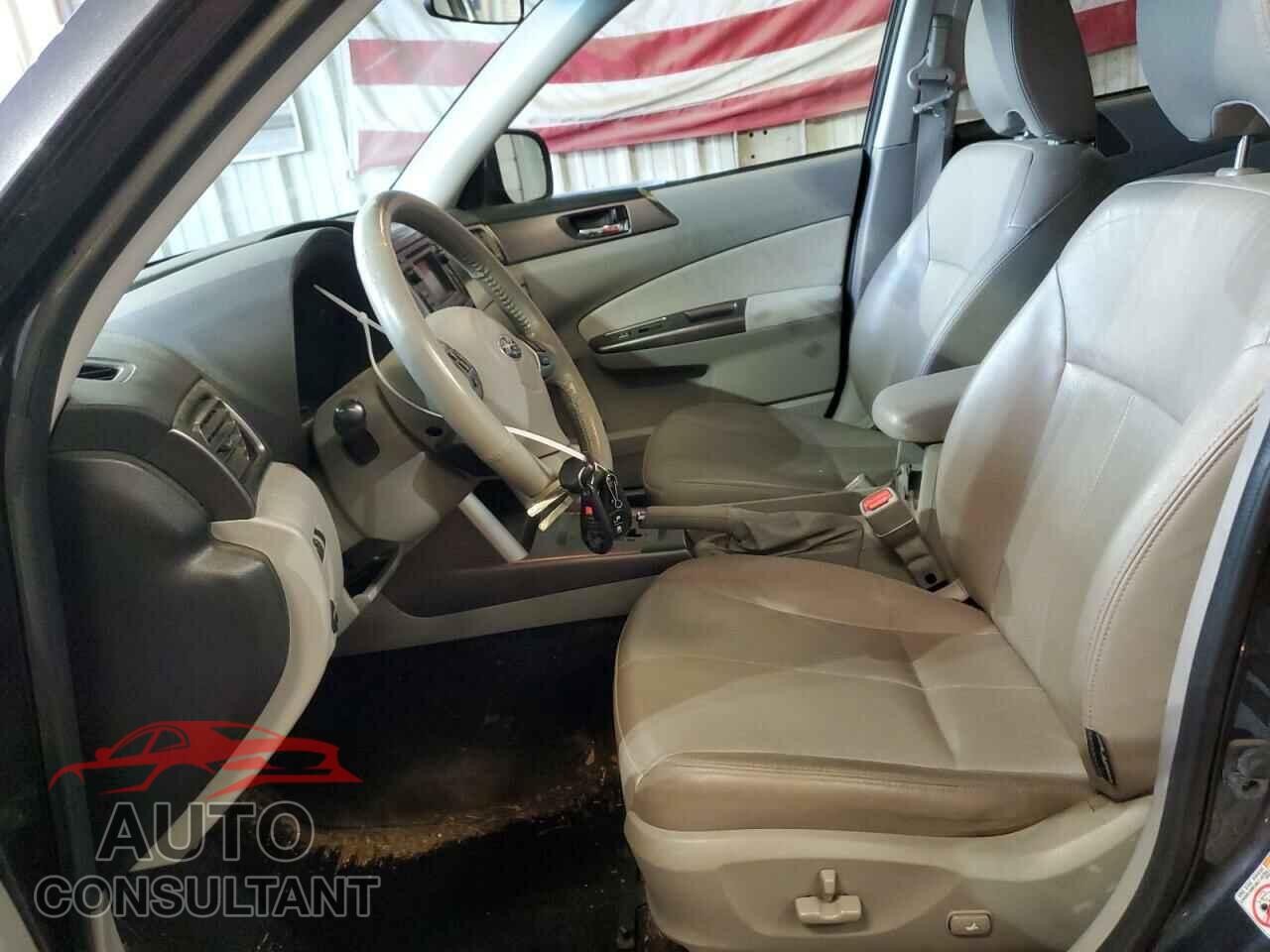 SUBARU FORESTER 2013 - JF2SHAEC2DH420104