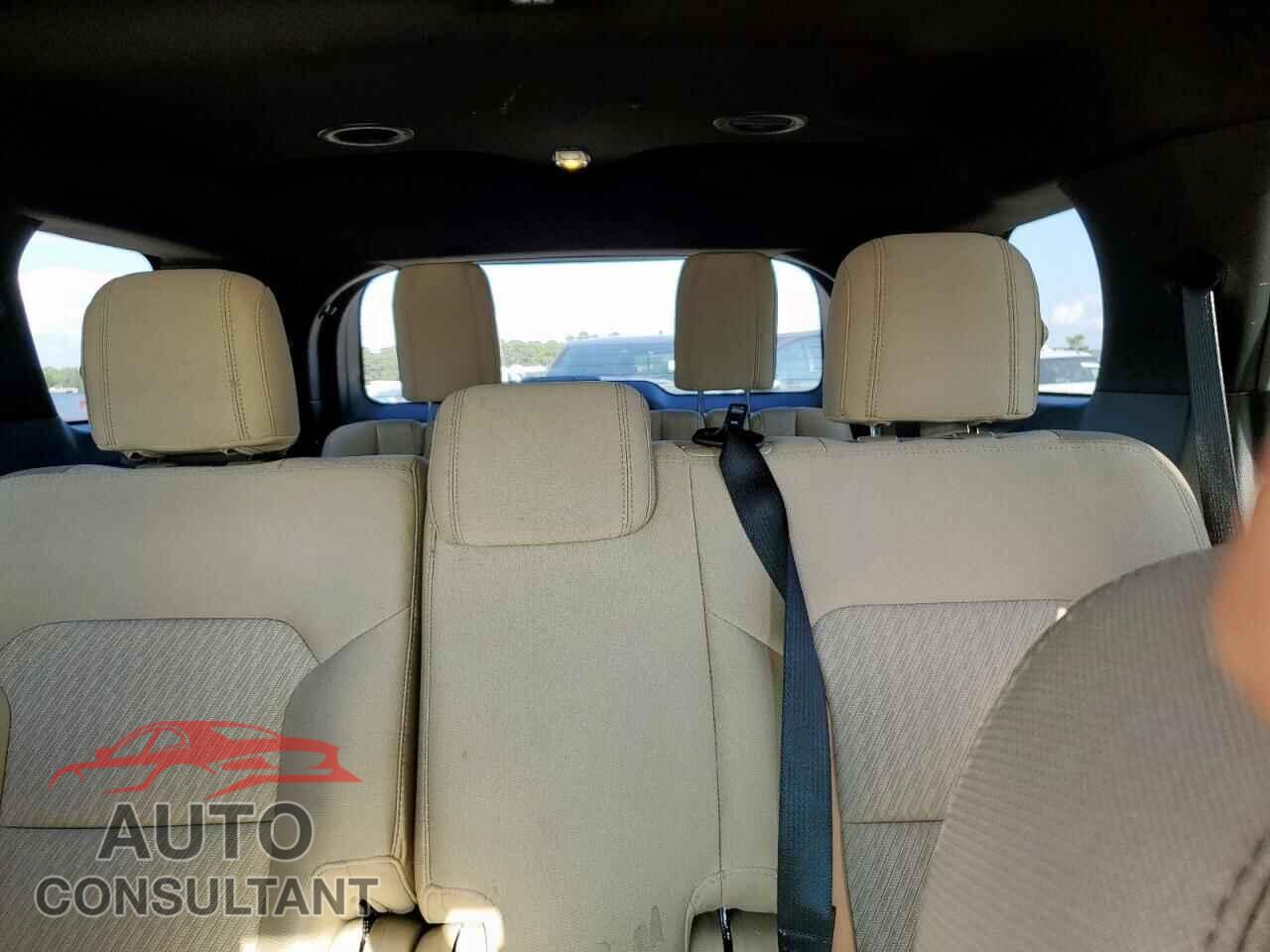 FORD EXPLORER 2017 - 1FM5K7B85HGC54491