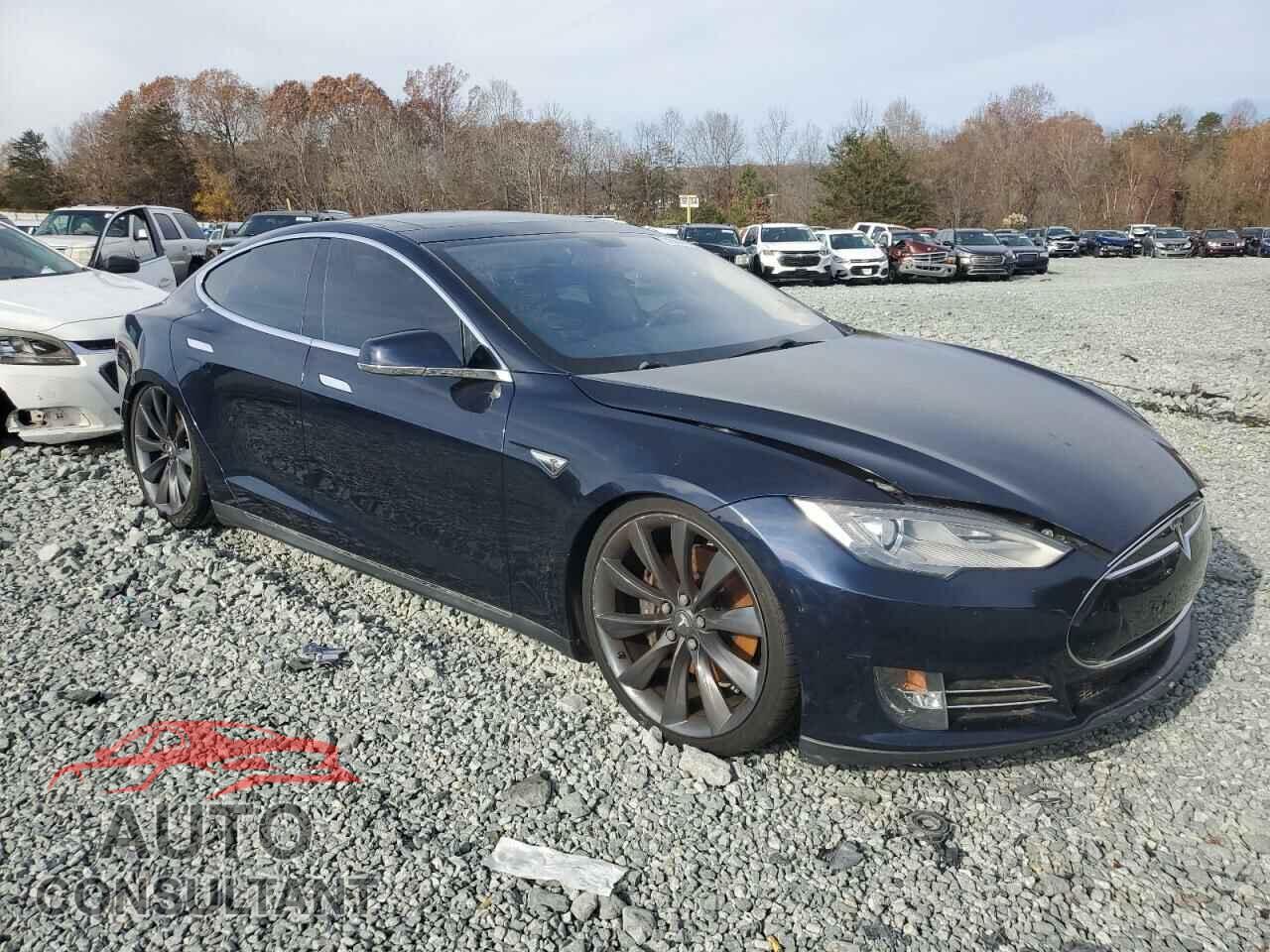TESLA MODEL S 2013 - 5YJSA1DP9DFP24635