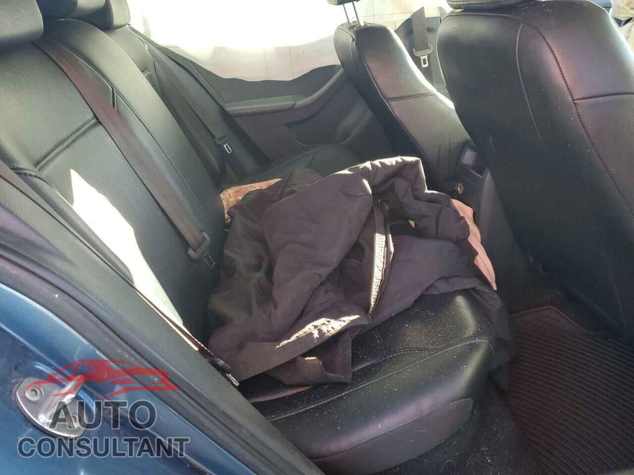VOLKSWAGEN JETTA 2017 - 3VW2B7AJ7HM213536