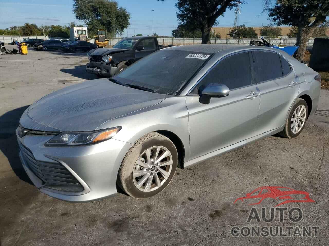 TOYOTA CAMRY 2022 - 4T1C11AK7NU057629