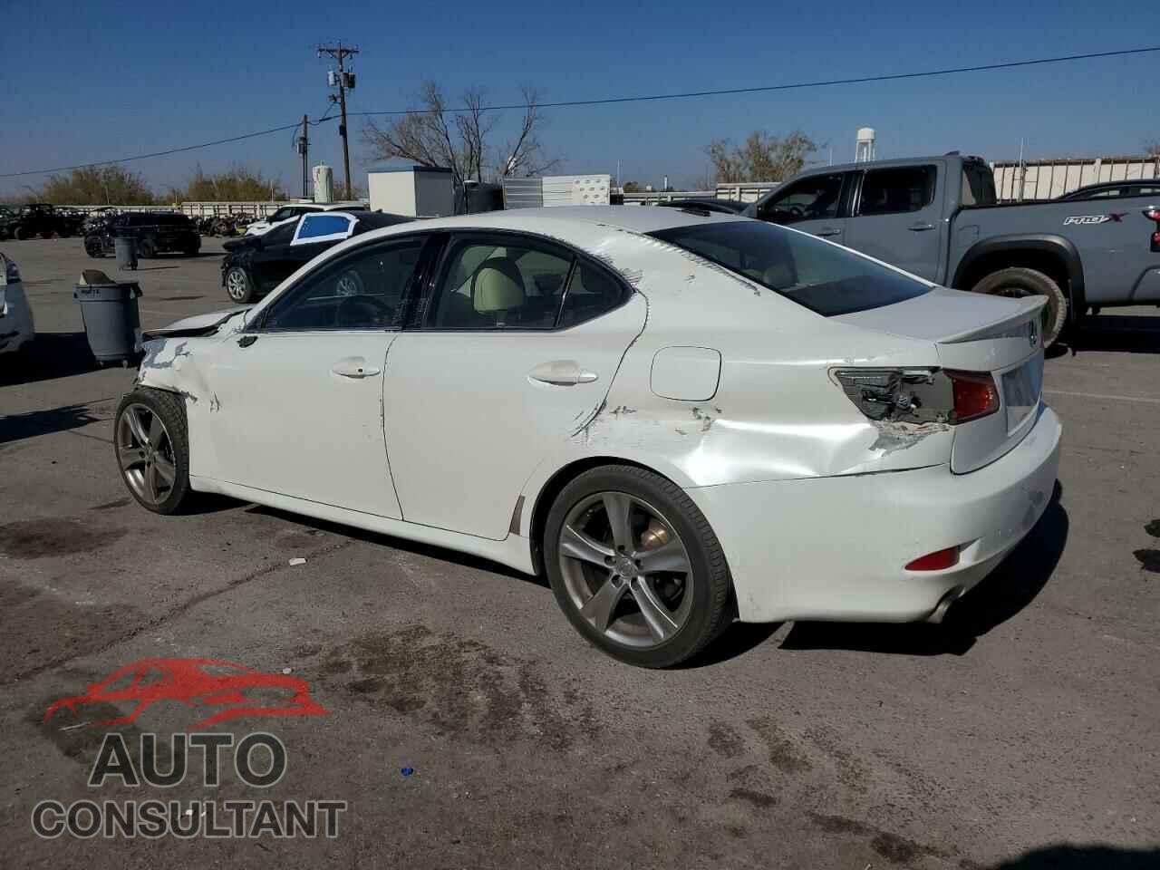 LEXUS IS 2011 - JTHBF5C21B5147580