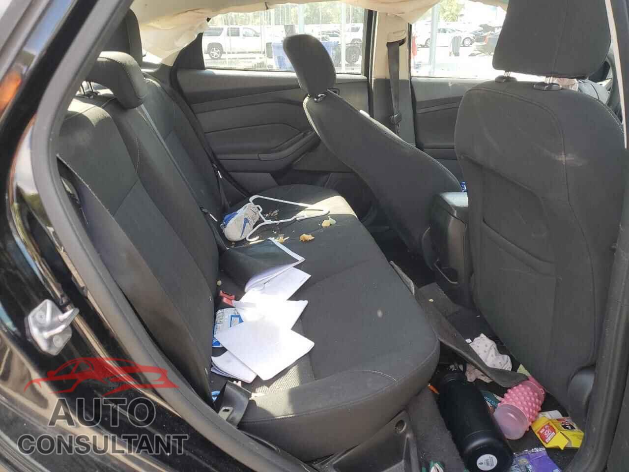 FORD FOCUS 2016 - 1FADP3F22GL342751