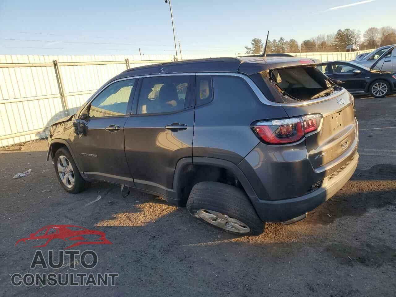 JEEP COMPASS 2018 - 3C4NJDBB7JT366809