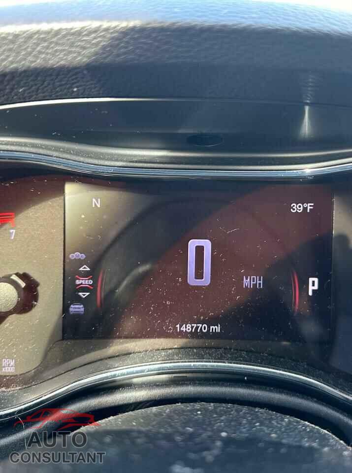 DODGE DURANGO 2017 - 1C4RDJAG5HC860712