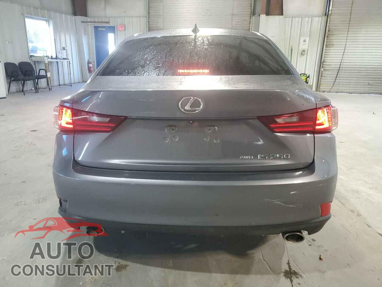 LEXUS IS 2015 - JTHCF1D26F5022141
