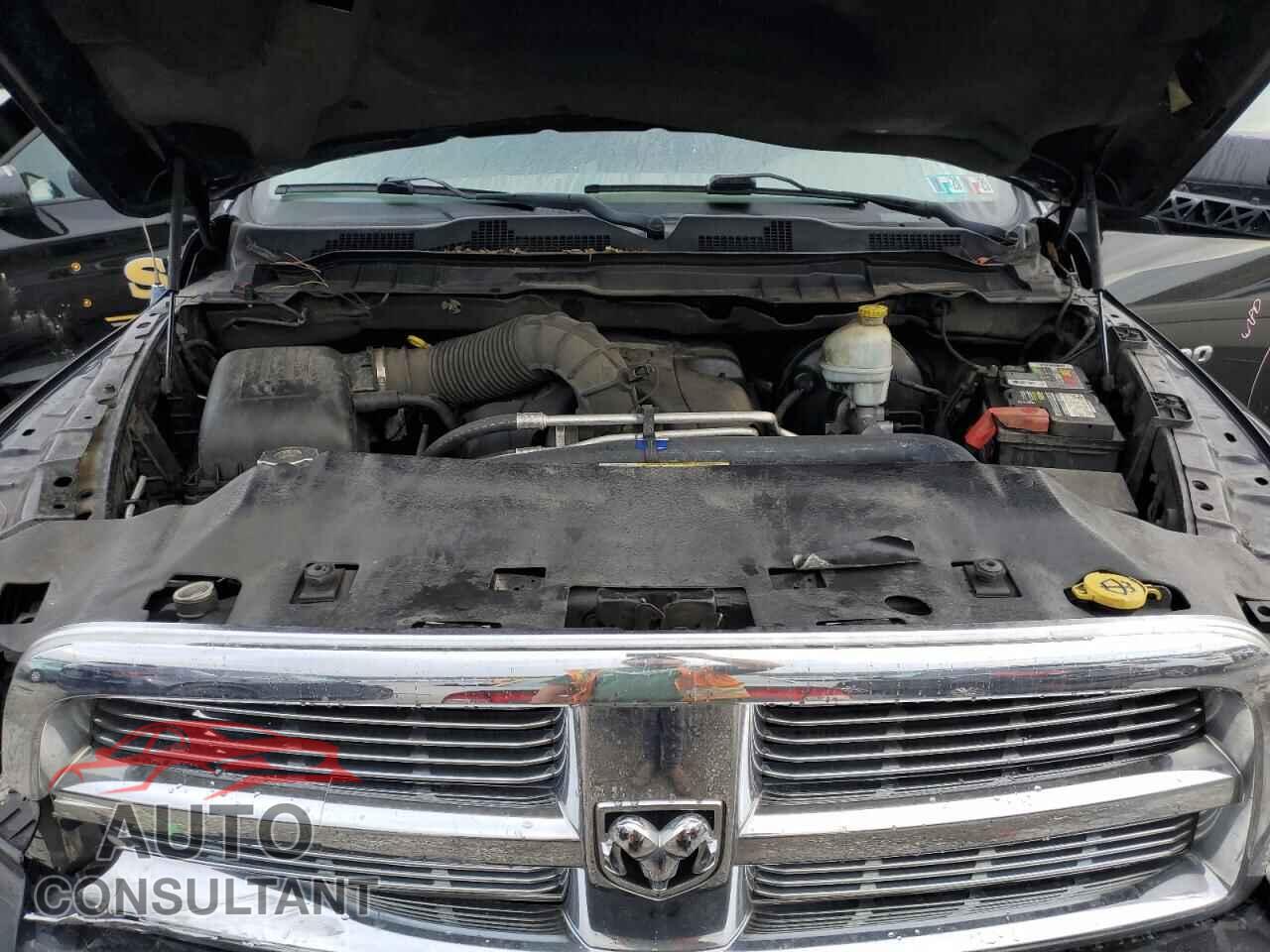 DODGE RAM 1500 2012 - 1C6RD7LT5CS117177