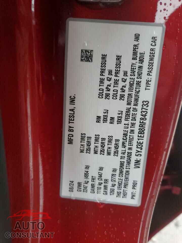 TESLA MODEL 3 2024 - 5YJ3E1EB8RF843733