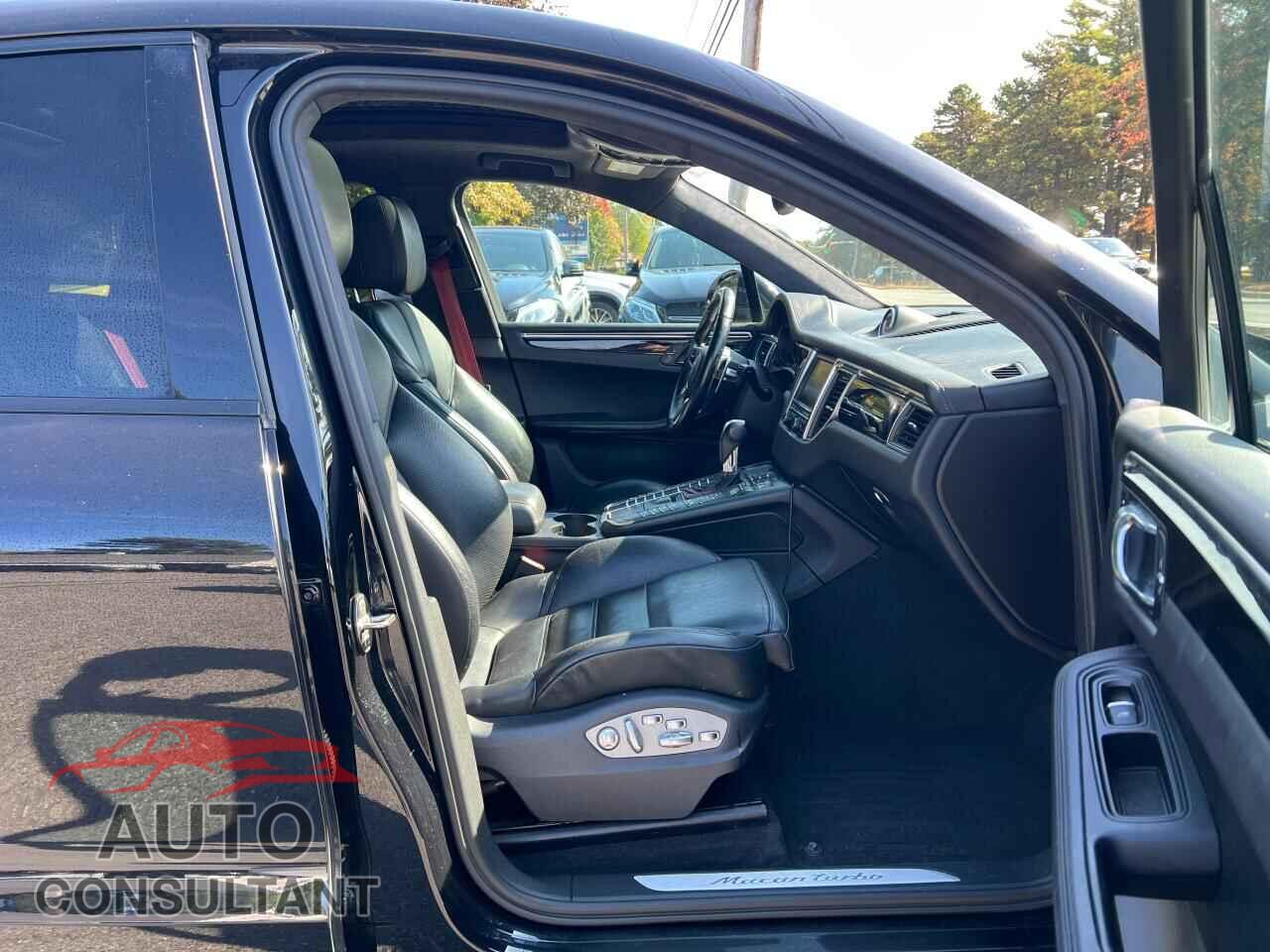 PORSCHE MACAN 2015 - WP1AF2A58FLB96526