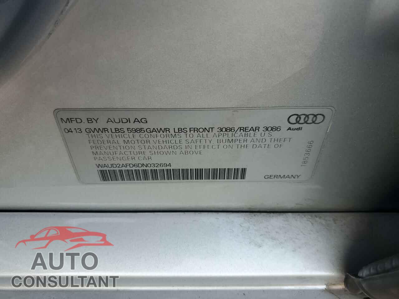 AUDI S8 2013 - WAUD2AFD6DN032694