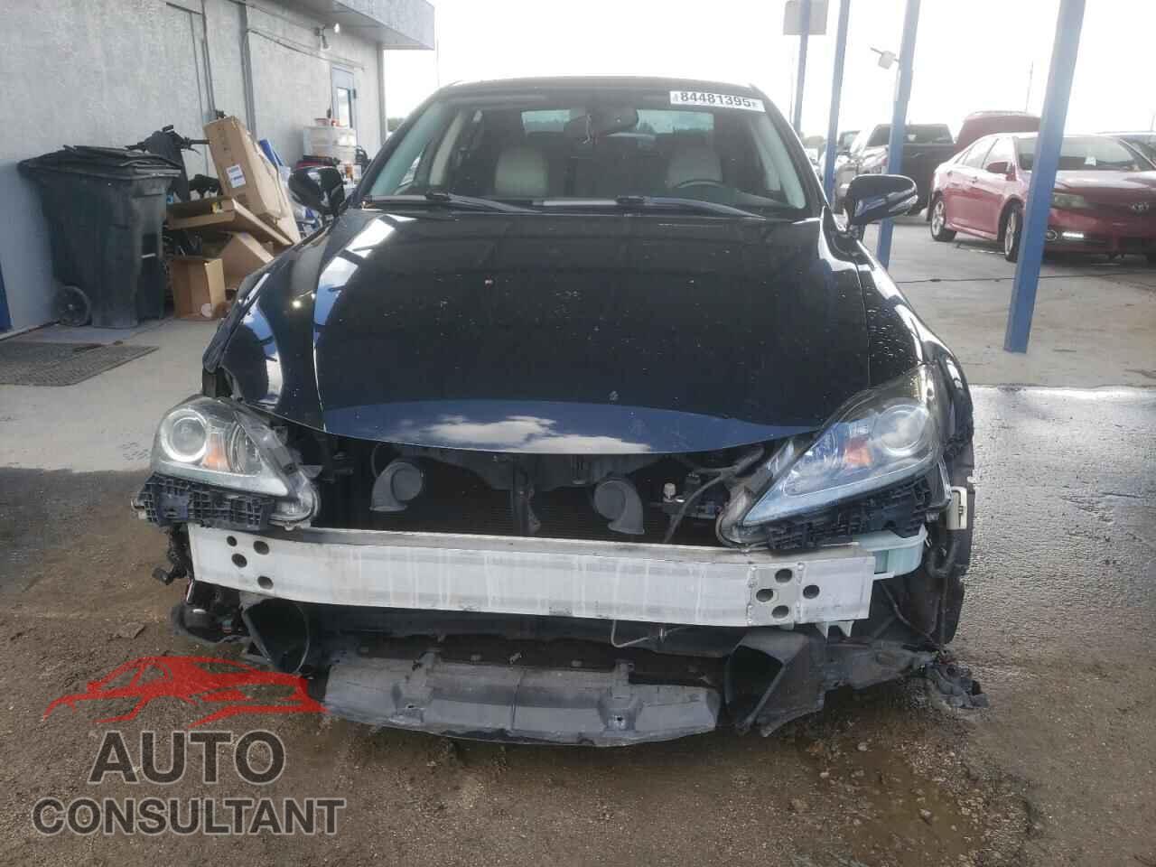 LEXUS IS 2011 - JTHBF5C28B5144112