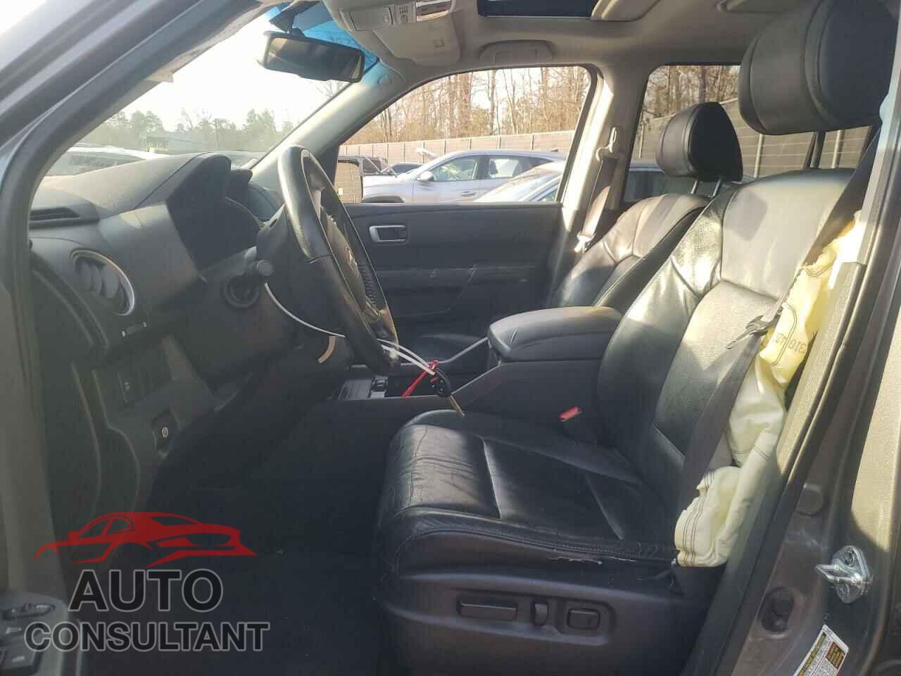 HONDA PILOT 2009 - 5FNYF486X9B043180