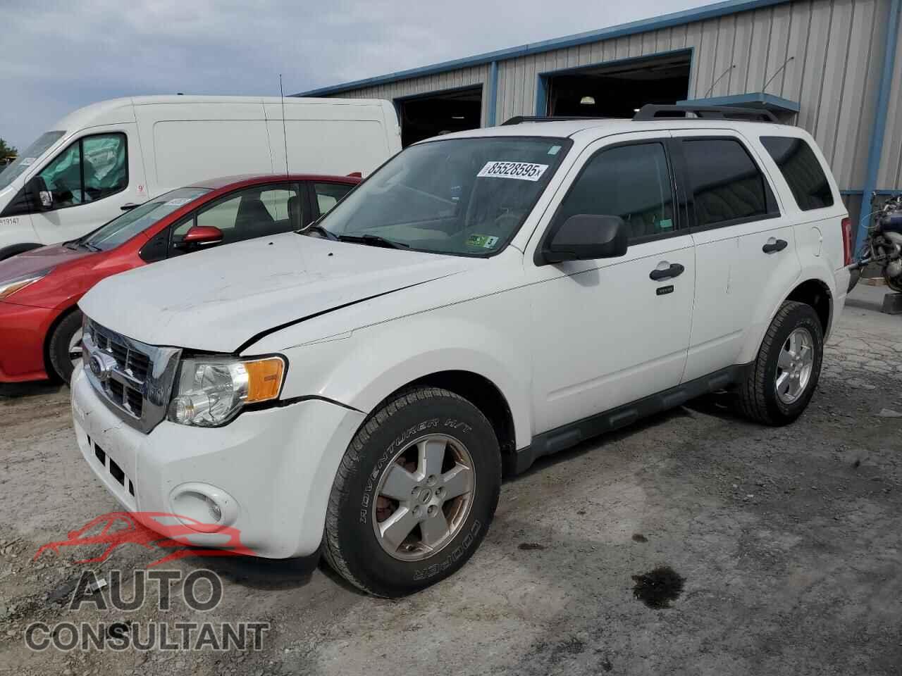FORD ESCAPE 2011 - 1FMCU9D73BKB74256