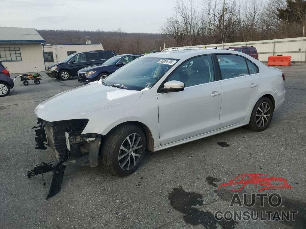 VOLKSWAGEN JETTA 2018 - 3VWDB7AJ5JM221925