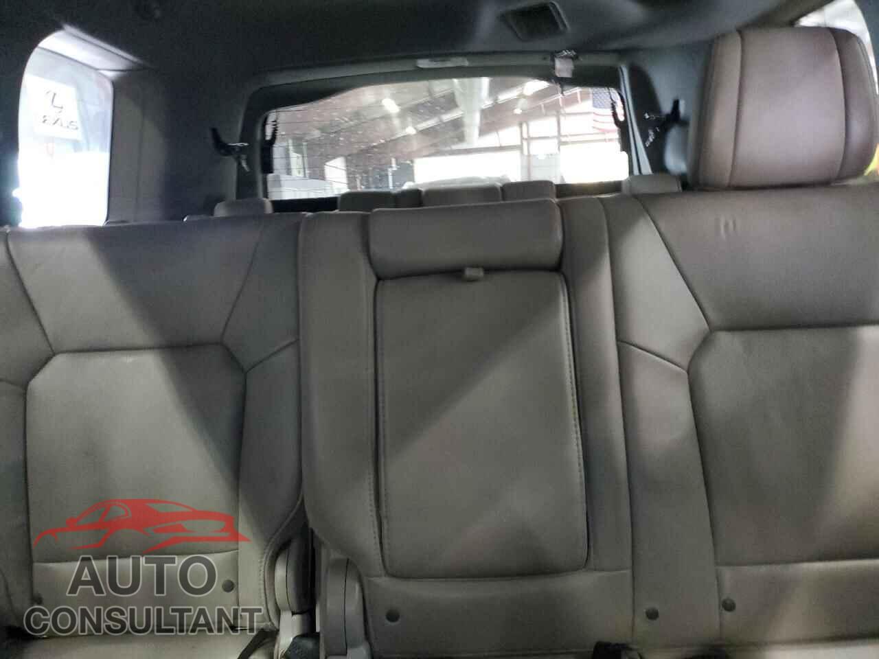 HONDA PILOT 2015 - 5FNYF4H57FB025366