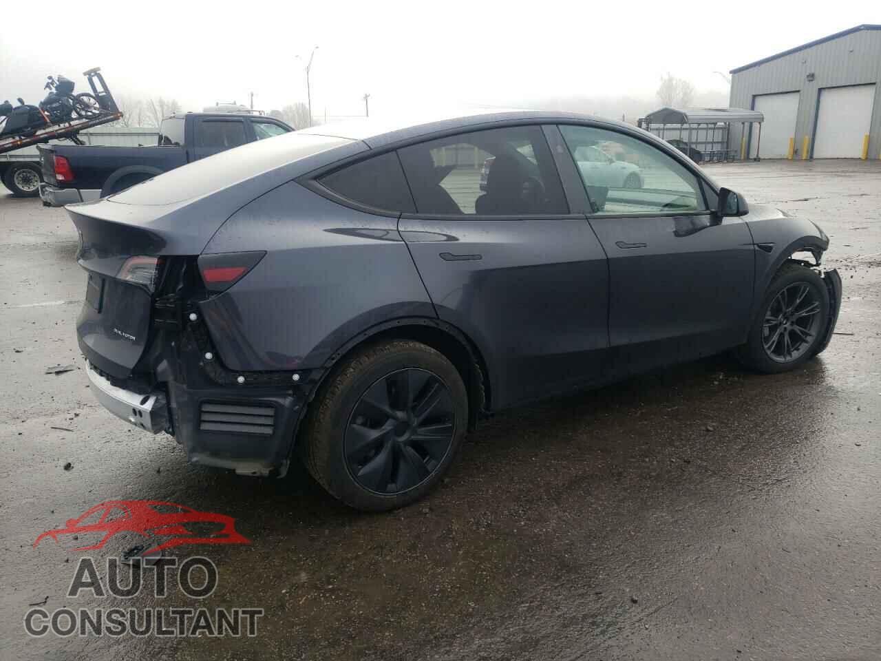 TESLA MODEL Y 2024 - 7SAYGDEE4RA308510