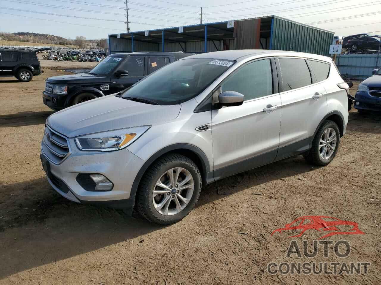 FORD ESCAPE 2017 - 1FMCU9GD4HUC64322