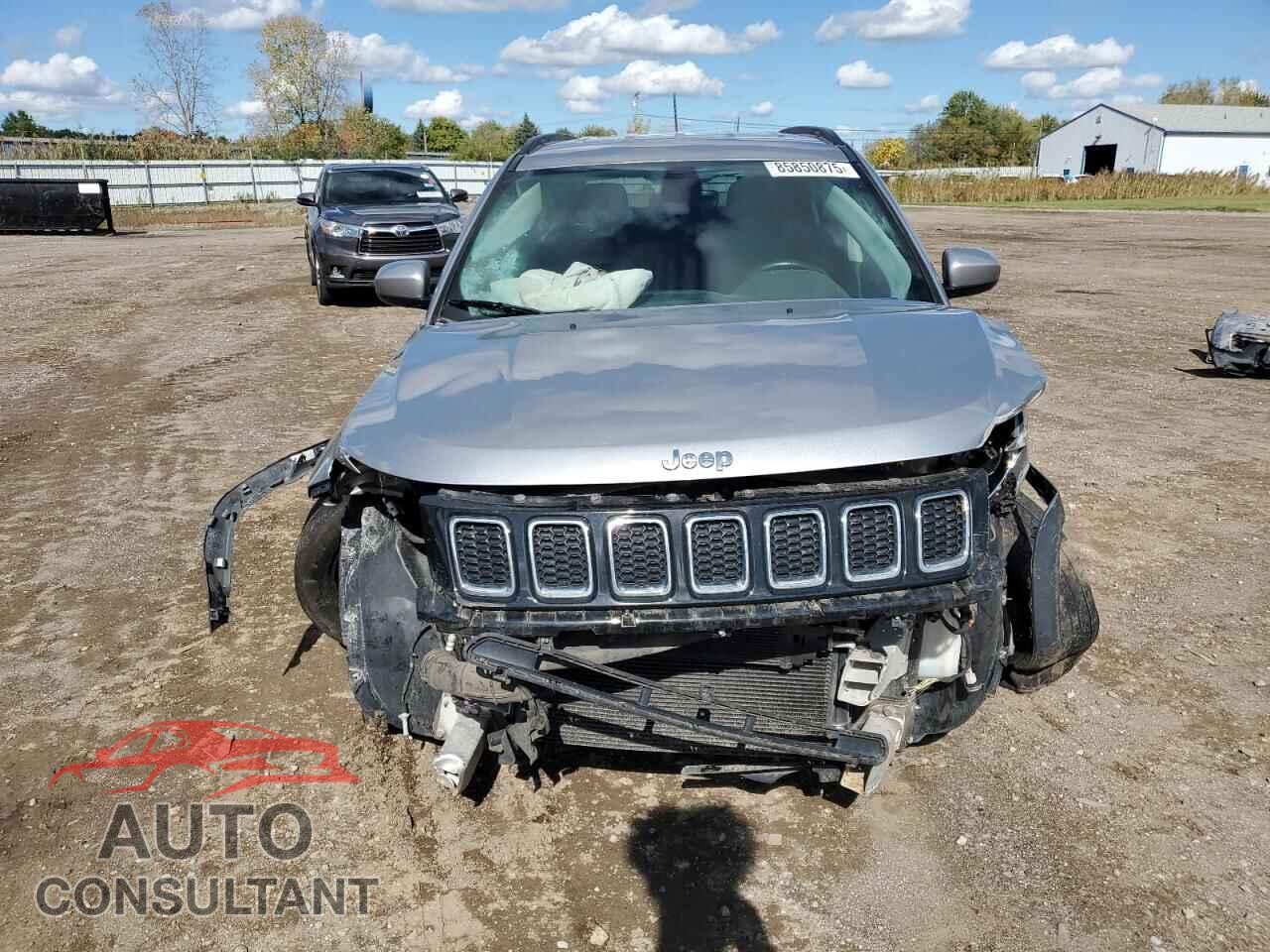 JEEP COMPASS 2018 - 3C4NJDBB8JT354863