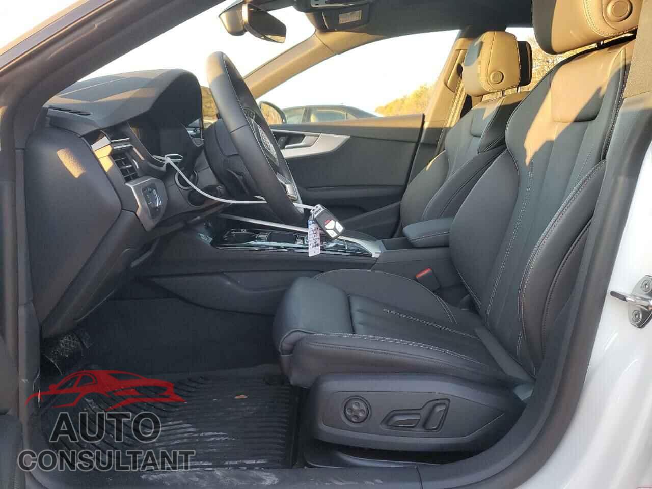 AUDI A5 2024 - WAUDACF5XRA084903