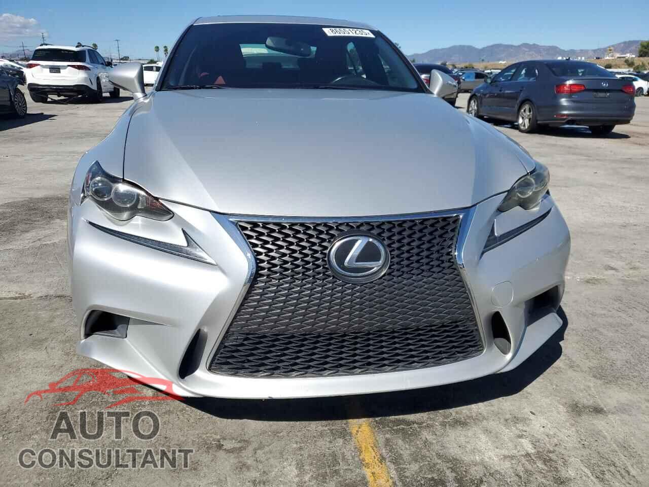 LEXUS IS 2014 - JTHBE1D22E5013224