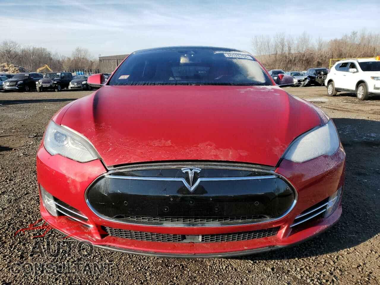 TESLA MODEL S 2015 - 5YJSA4H2XFFP64919