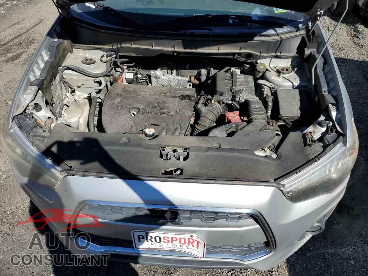 MITSUBISHI OUTLANDER 2013 - 4A4AR4AU7DE013882