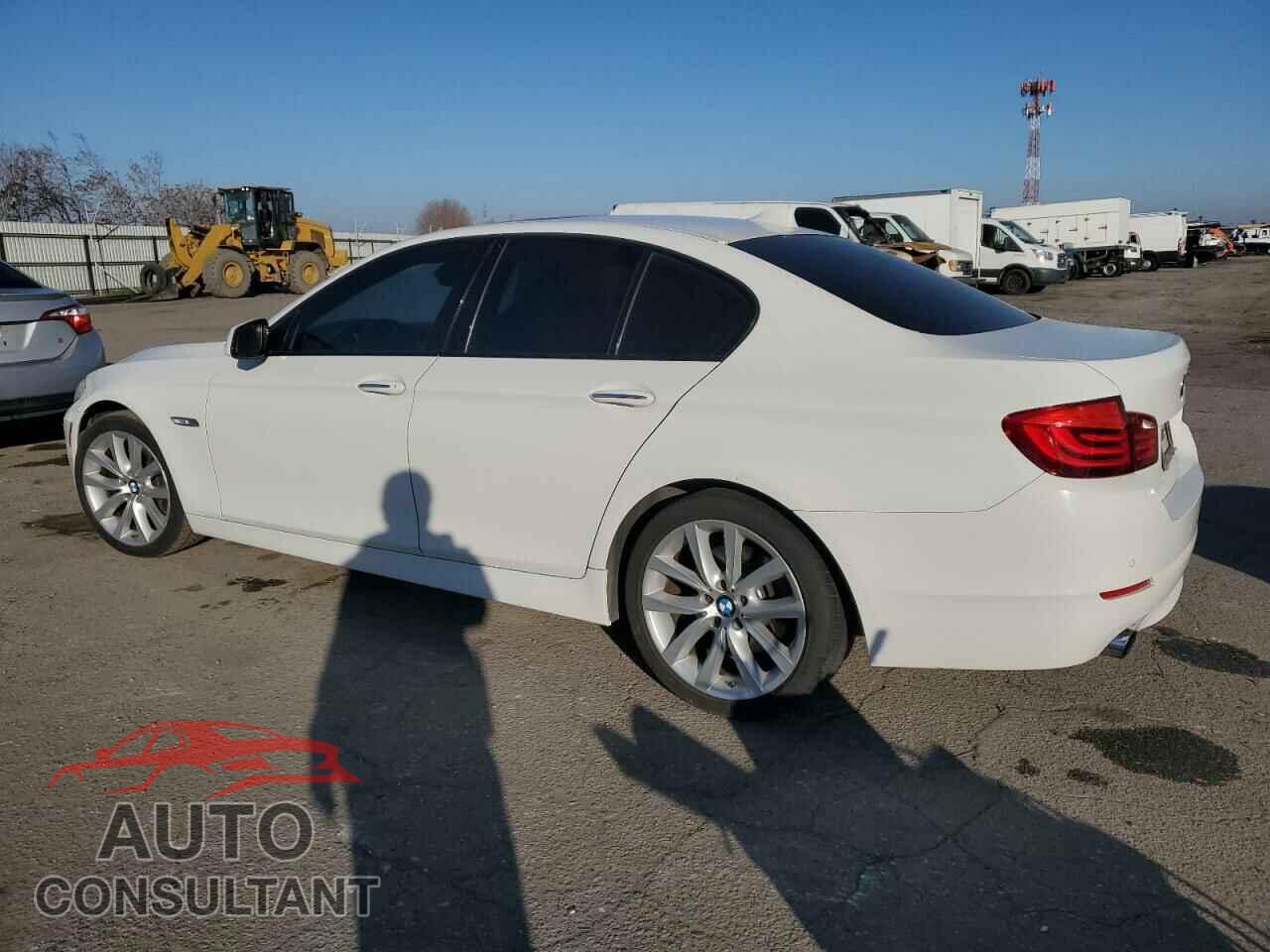 BMW 5 SERIES 2011 - WBAFR7C50BC605313