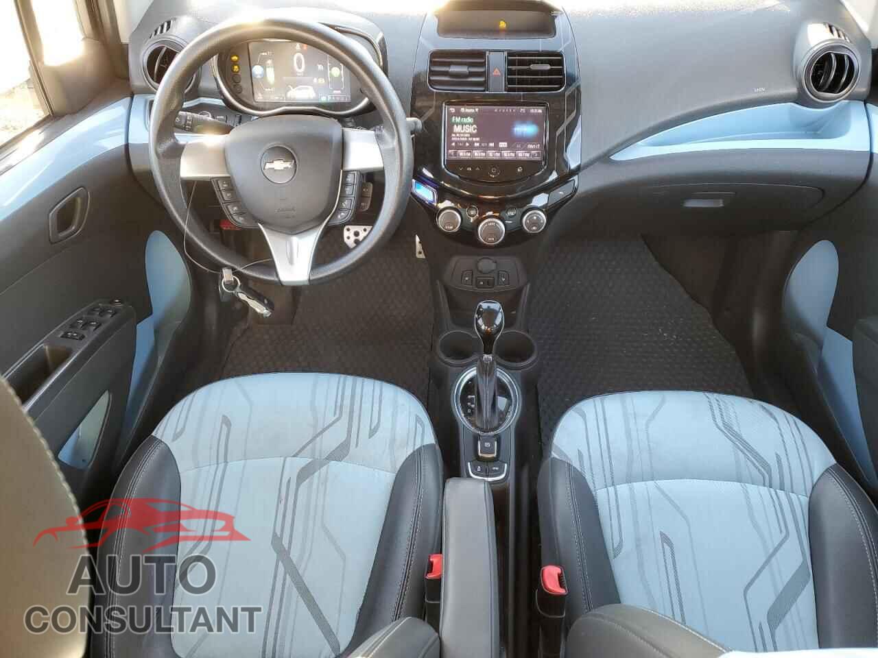 CHEVROLET SPARK 2015 - KL8CK6S01FC741488