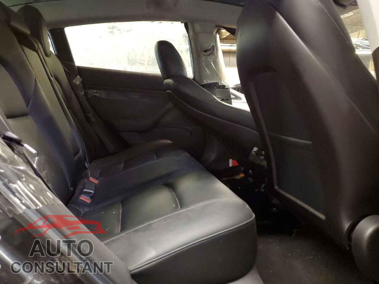 TESLA MODEL 3 2019 - 5YJ3E1EA8KF411026